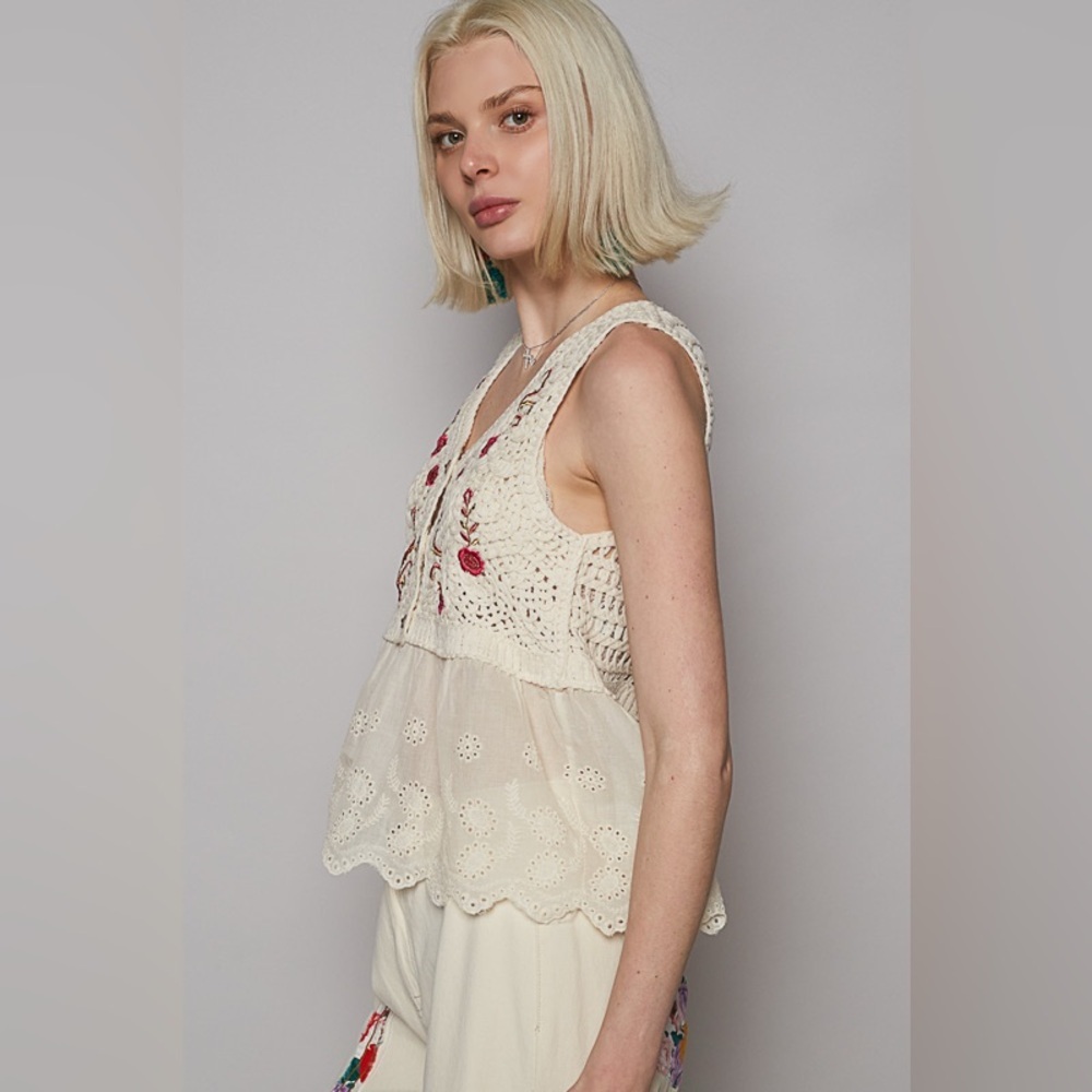 NEW POL Crochet Embroidered Floral Tank Top • Boho V-Neck Beach Summer OS - Picture 3 of 6